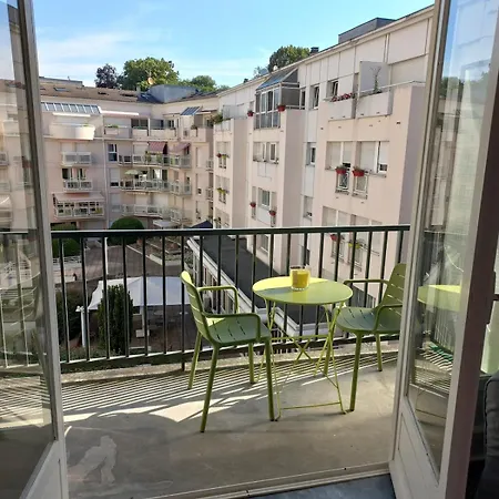 Avec Balcon, Lumineux, Centre Aix Les Bains
